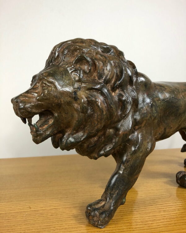 Statue de lion en bronze – Image 3